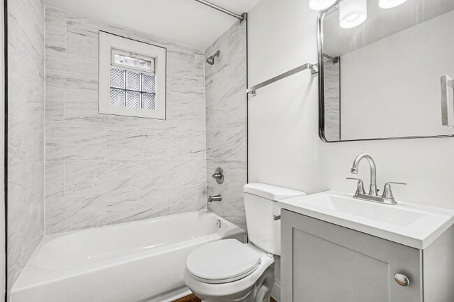 Photo - 3337 Reading Rd Unit B