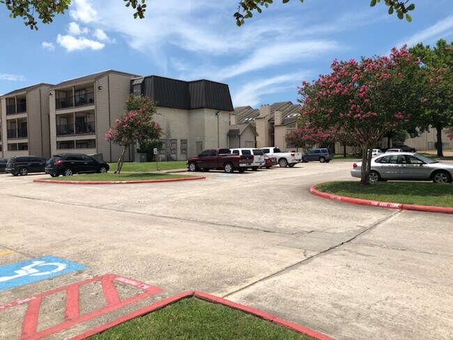 Photo - 206 Plaza Verde Dr Unit N203