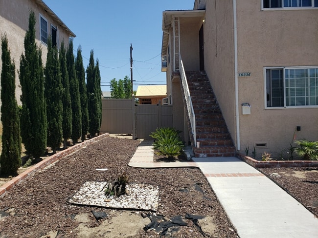 Building Photo - 10334 S Wilton Pl