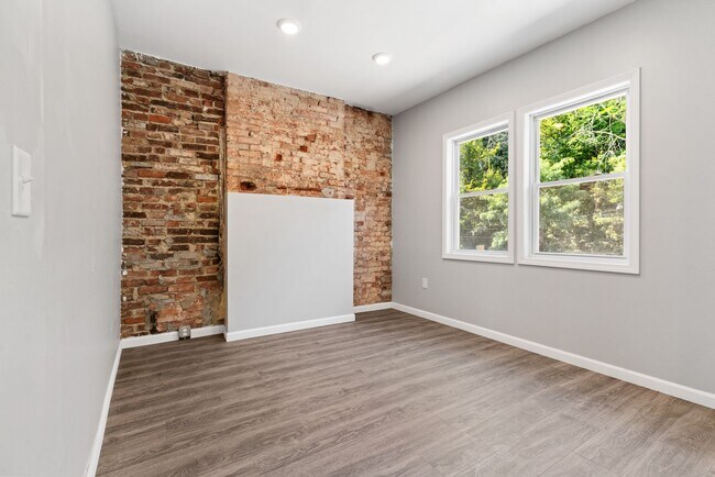 Photo - 928 Morningside Ave Unit 3