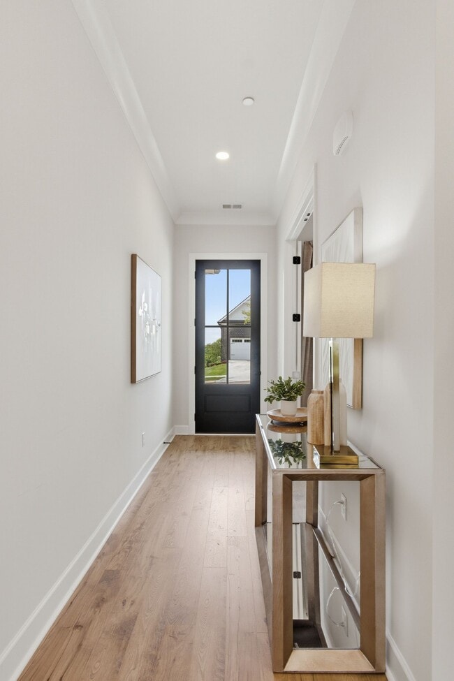 Photo - 308 Buckwood Ave