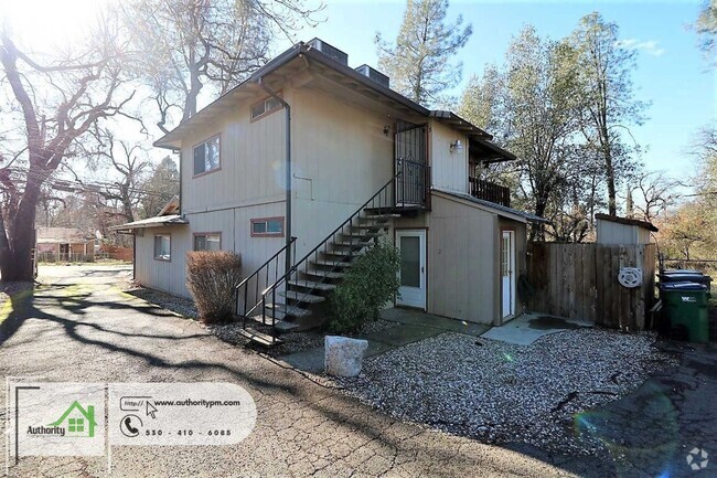 Building Photo - 4845 Front St Unit 2 Rental