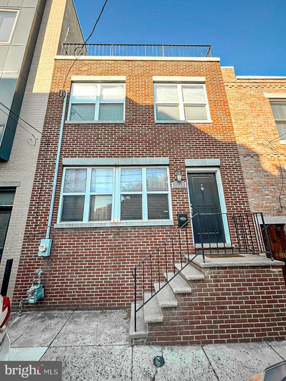 Photo - 1114 Greenwich St