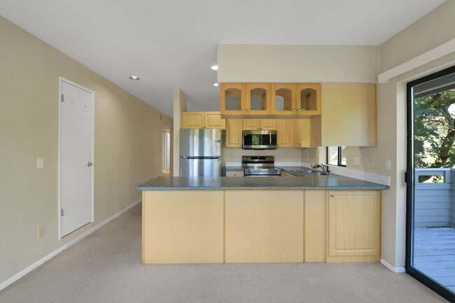 Photo - 9009 Avondale Rd NE