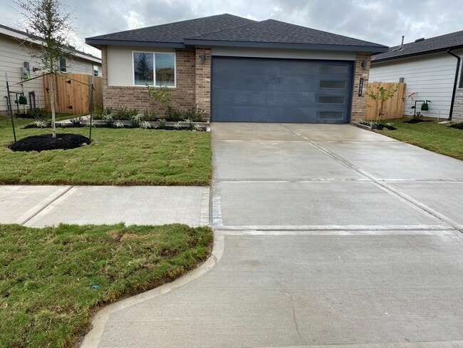 Building Photo - 2808 Gunnersbury Dr