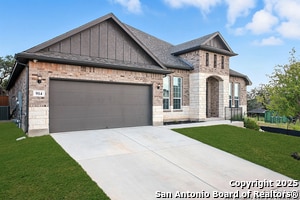Photo - 914 Gyngell Ln