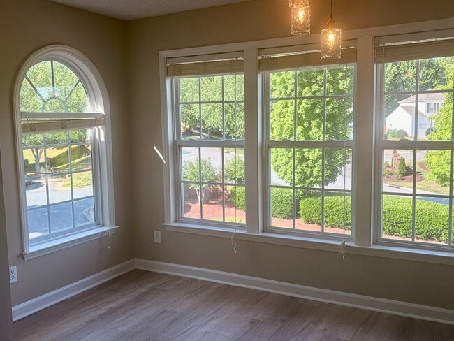 Photo - 631 Mill Pond Ct