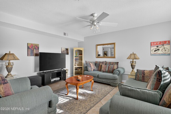 Photo - 206 16th St Unit F