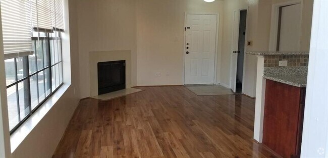 Building Photo - 2750 Holly Hall St Unit 1508 Rental