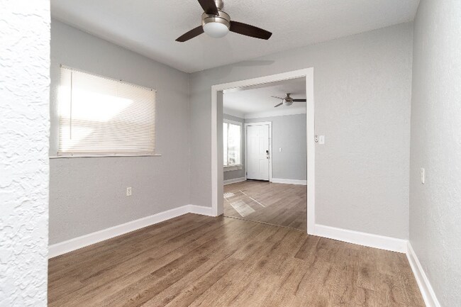 Photo - 3017 Freemont Terrace S