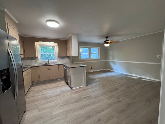Photo - 4205 Greenhaven Ln