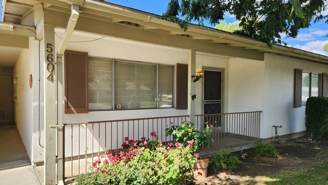 Photo - 5604 Indian Wells Ave