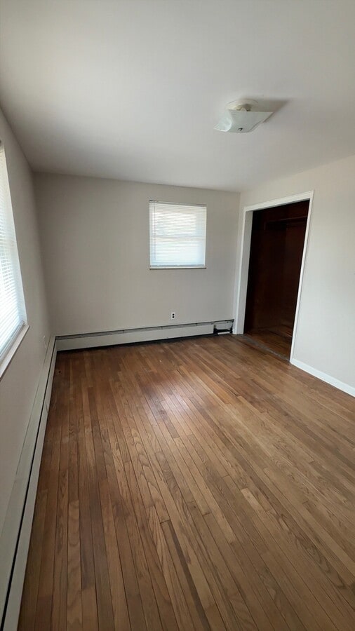 Photo - 4733 Booth Rd