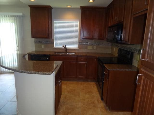 Photo - 13604 Caldwell Dr