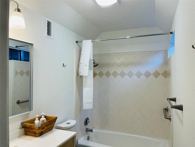 Photo - 6501 Lost Cove