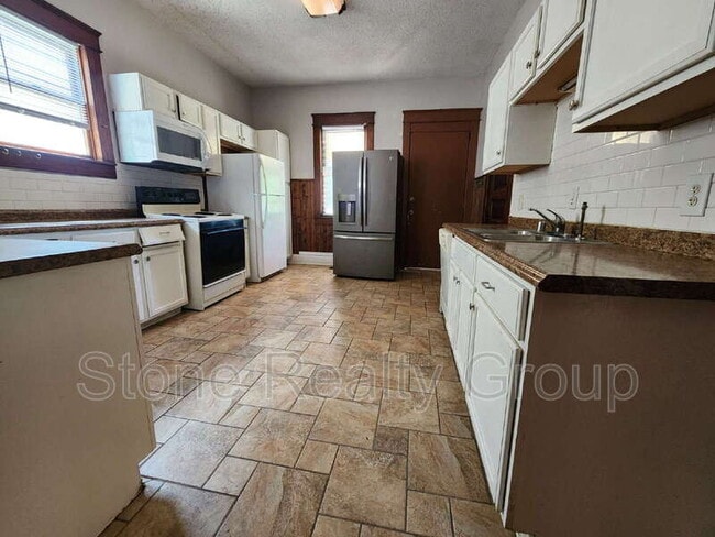 Photo - 1705 Sycamore St