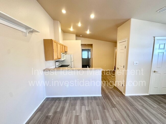 202 Poplar St Unidad B