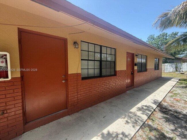 Photo - 1132 NE 5th Ave