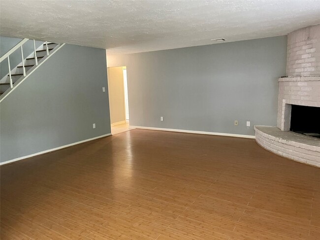 15803 Baytree Dr