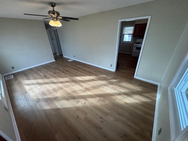 Photo - 507 Maplewood Dr