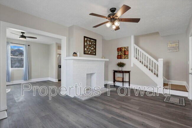 Photo - 533 E Jenkins Ave