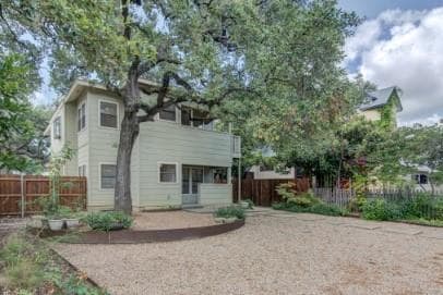 Photo - 311 W Mary St