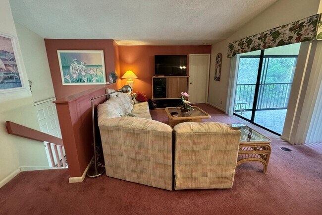 Photo - 3991 SW Greenwood Way Unit I