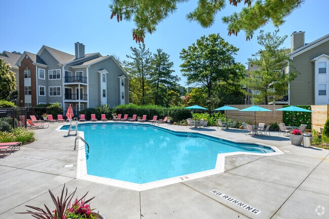 Photo - Henley at Kingstowne