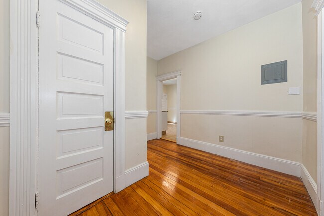 Photo - 46 Brackett St