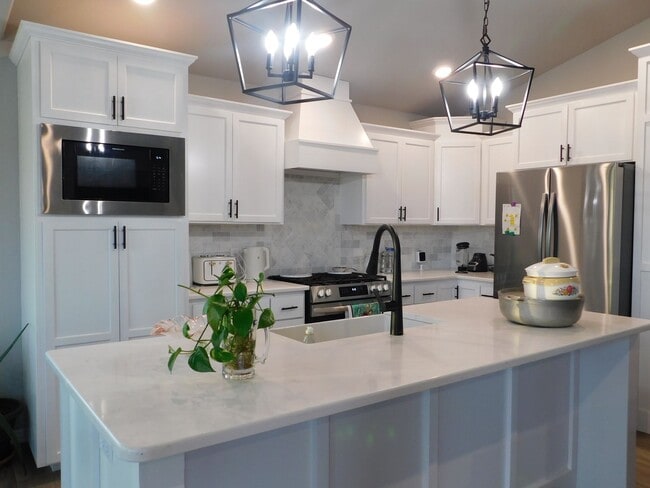 Photo - Luxury Home for lease near Arkansas College of Osteopathic Medicine (ARCOM)