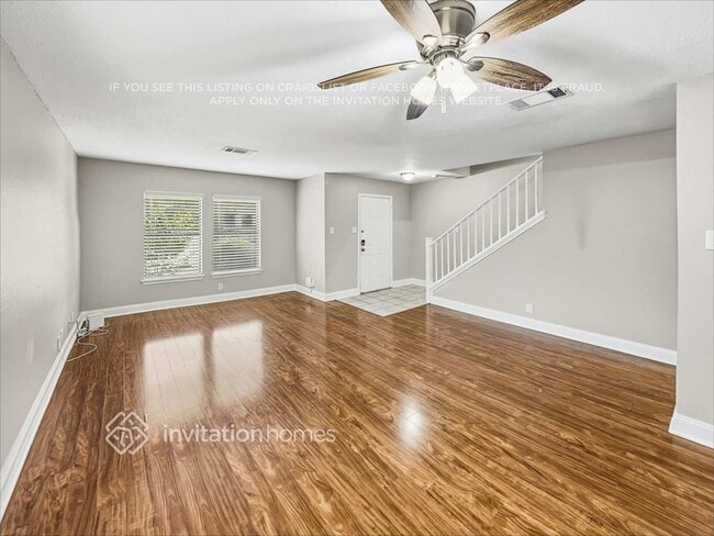 Photo - 1405 Comfort St