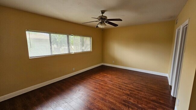 Photo - 4621 NW 88th Ave