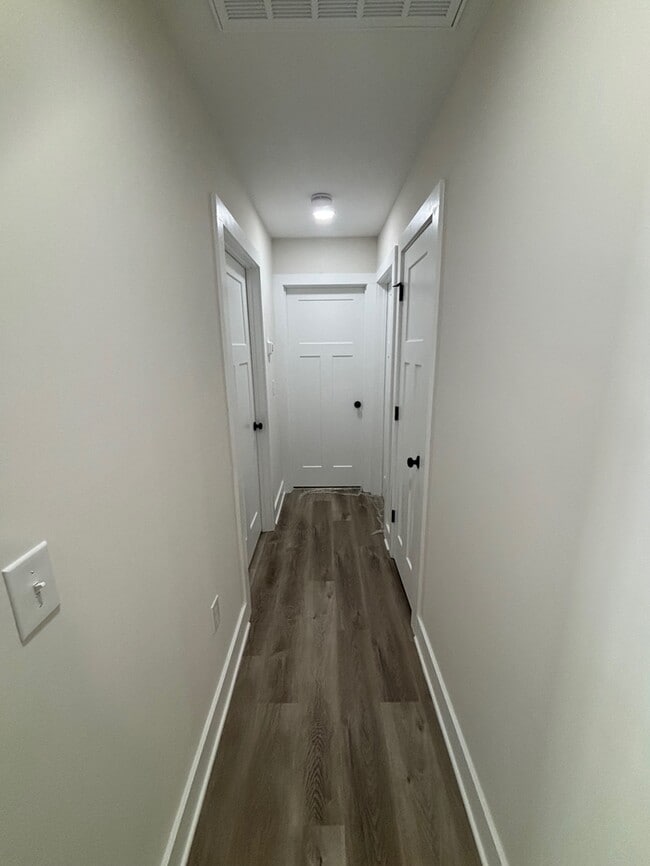 Photo - 104 N Slocumb St