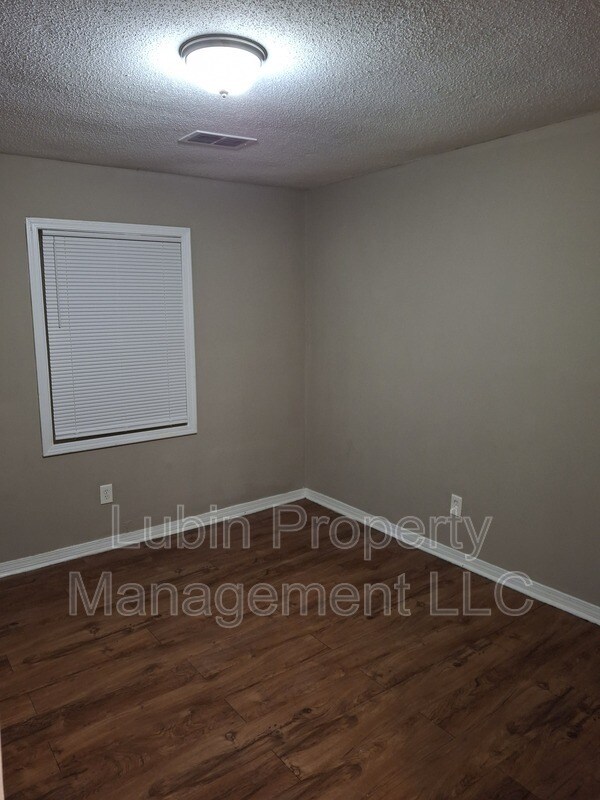 Photo - 1221 Tahoe Rd