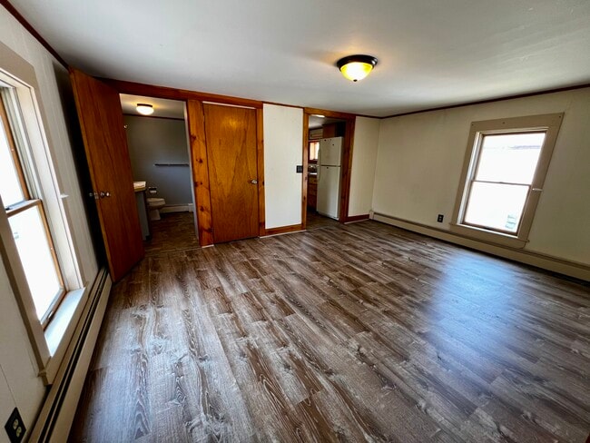 Building Photo - 49 Chestnut St Unit 2