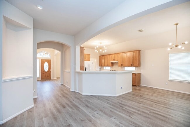 Photo - 2710 Falcon Knoll Ln