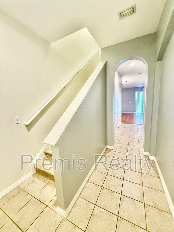 Photo - 2043 Strathmill Dr