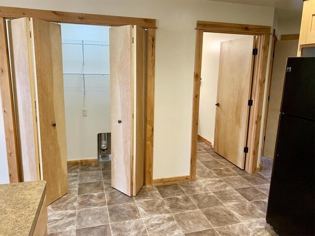 Photo - 3758 Travertine Way