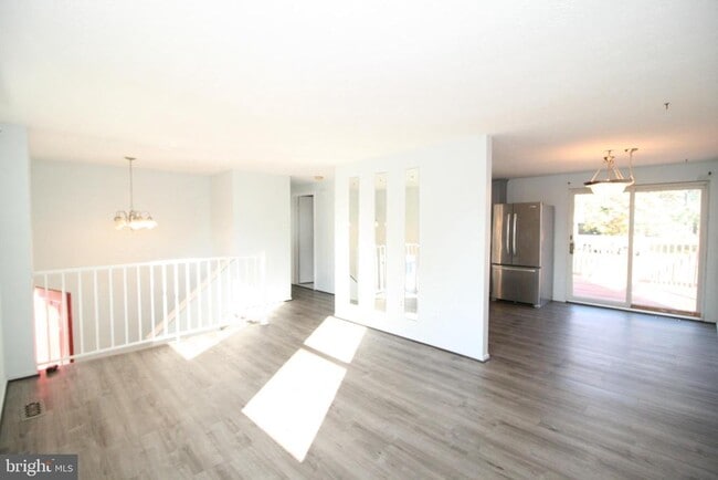 Photo - 1378 Rollinghouse Dr