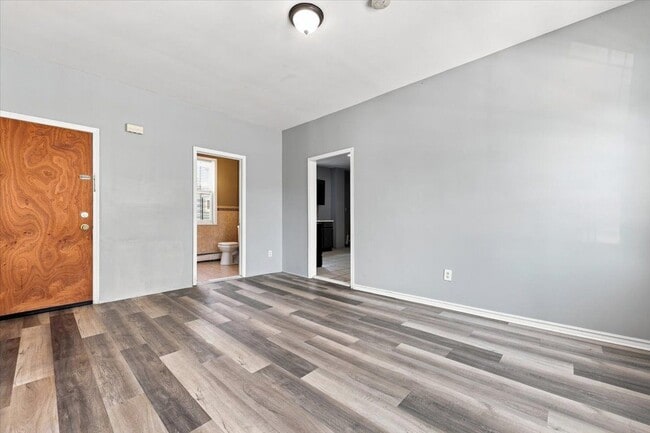 293 Ogden St Unit 1