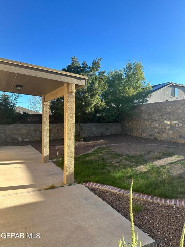 Photo - 7668 Mundy Creek Dr