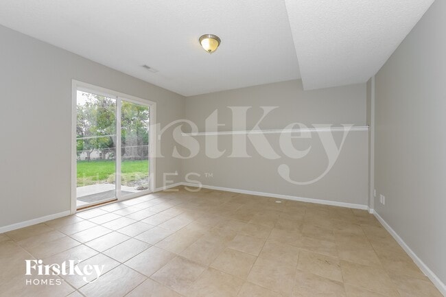 Photo - 609 Rosehill Dr