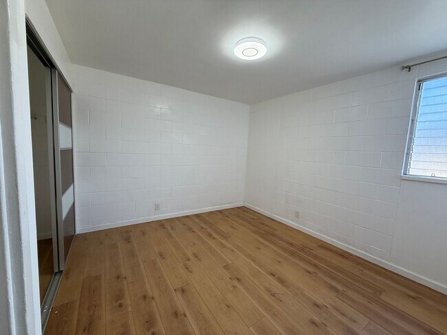 Photo - Iolani Terrace Unit 206