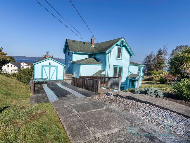 Photo - 3088 Harrison Ave Unit Upper  B - RUBS