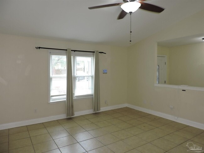 Photo - 4407 Eastpointe Dr