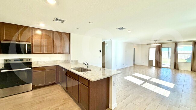 Photo - 1642 W Pima Ave