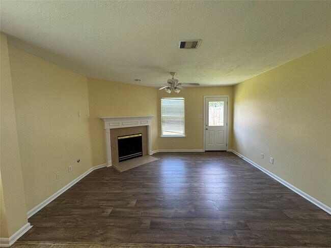 Photo - 20711 Sycamore Wood Dr