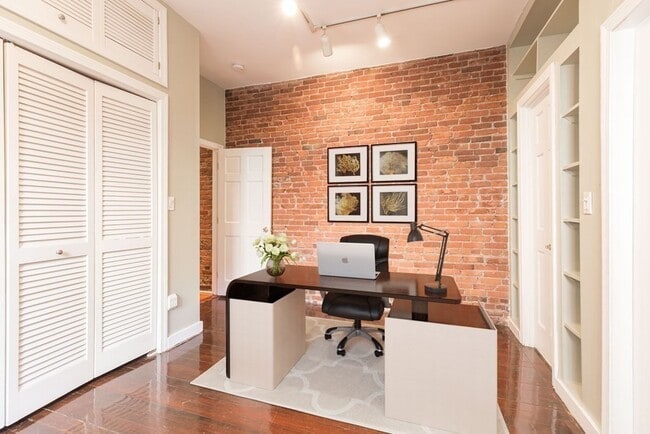 Photo - 15 Blackwood St Unit 2