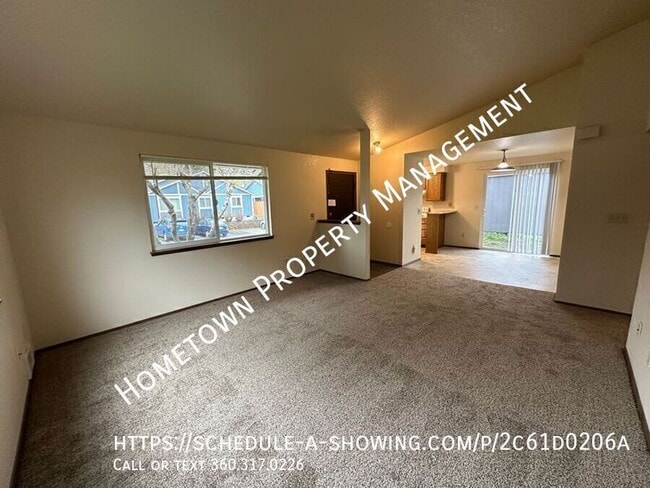 Photo - 640 Bavarian Ln SE