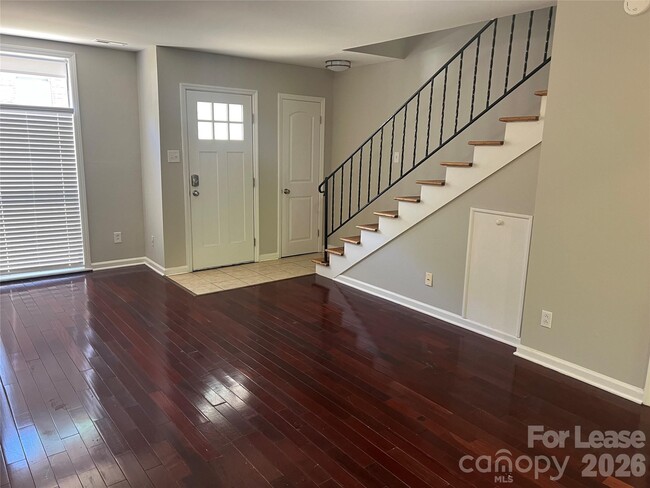 Photo - 407 S Chester St